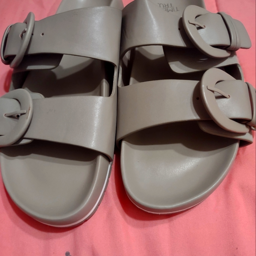 Shoes never worn